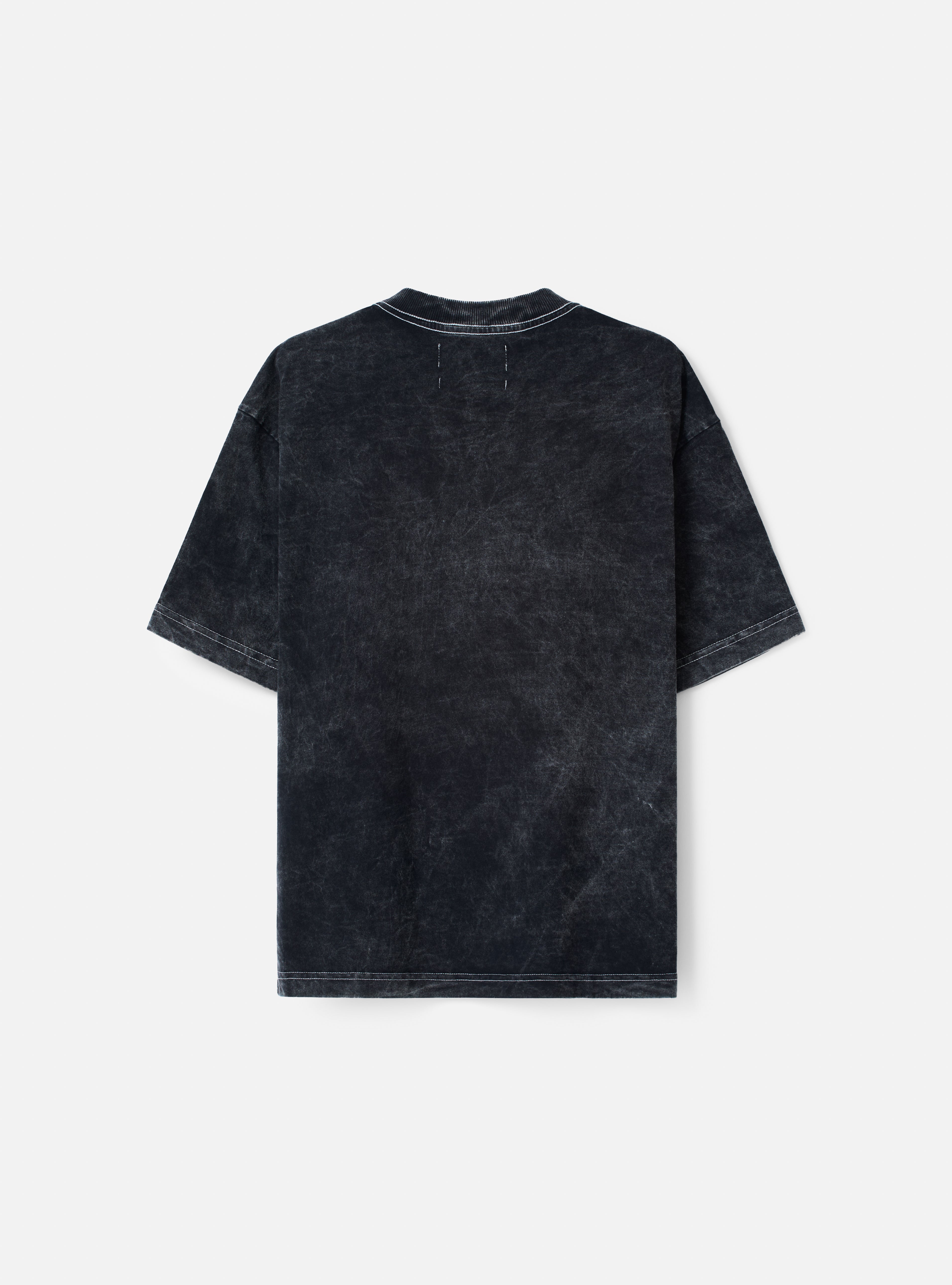 Camiseta loose fit estonada | chumbo