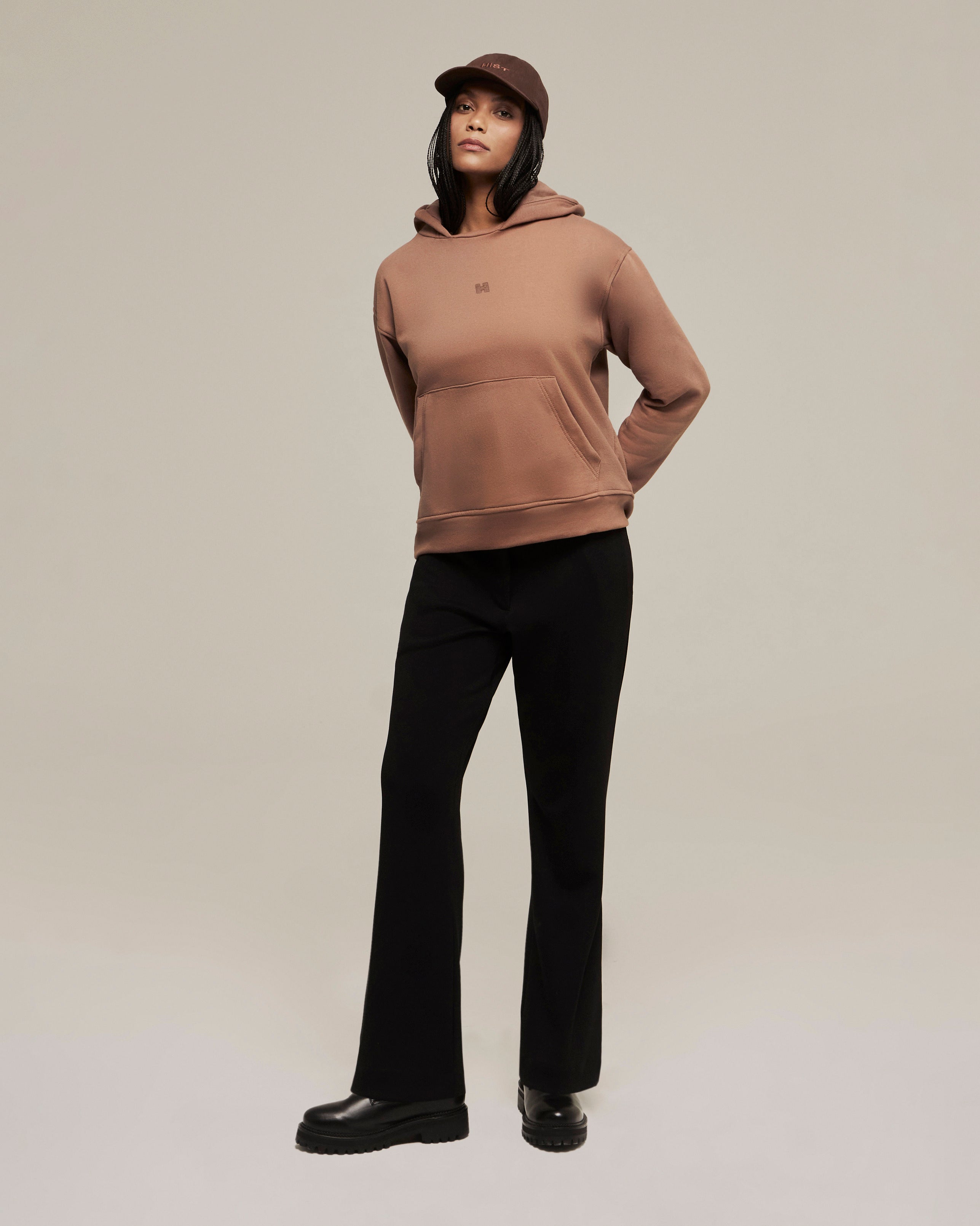 Calça boot cut de malha | Preta