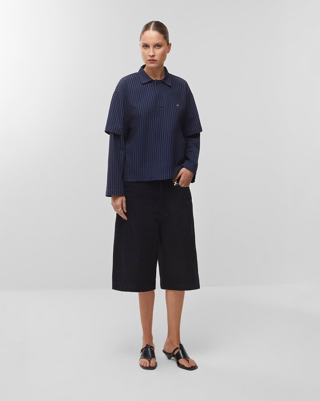 Camisa polo com manga dupla estampa risca de giz | azul marinho