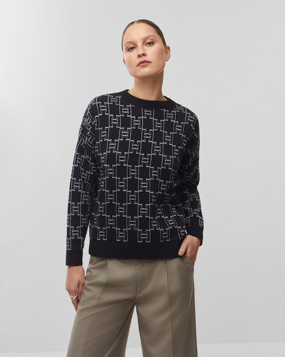 Suéter tricot monograma | preto