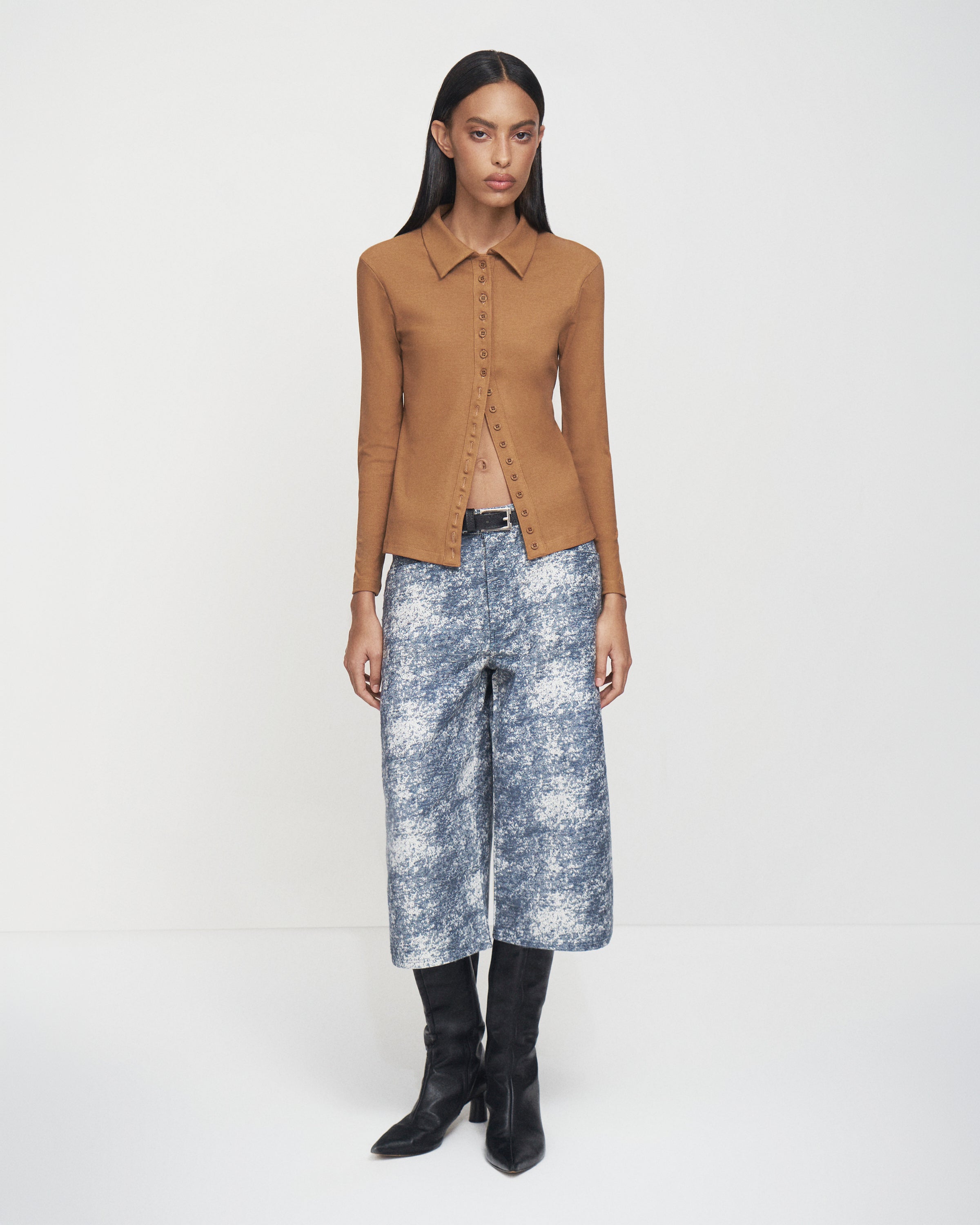 Cardigan de Gola Caqui HIST em look Enduring Forms