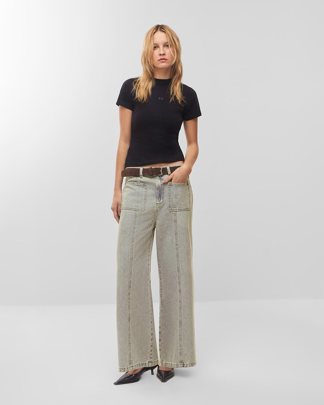 Calça jeans wide leg lavagem dirty